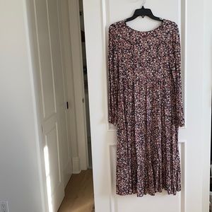 Small floral Pieces midi dress